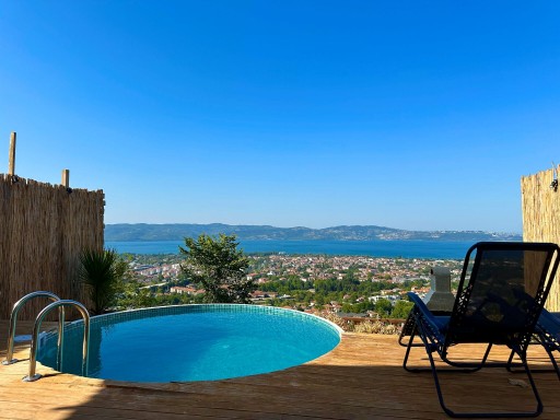 Three White Sapanca 2-1